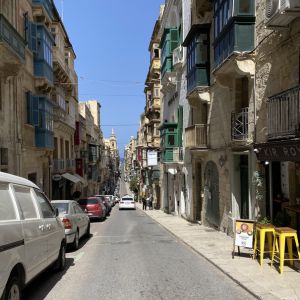 Kir Royal Café outside